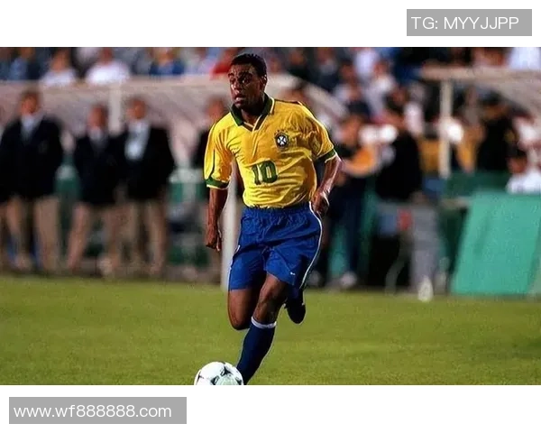 左撇子足球明星盘点他们如何在绿茵场上展现独特魅力与技巧 左撇子足球明星盘点他们如何在绿茵场上展现独特魅力与技巧