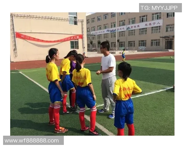 集足球明星卡片游戏,畅享激情对战与策略乐趣,打造你的足球梦队伍 集足球明星卡片游戏,畅享激情对战与策略乐趣,打造你的足球梦队伍