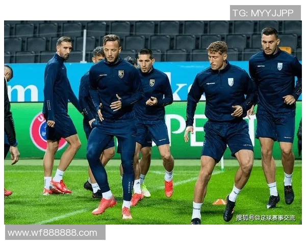 法国足球明星发型大揭秘从经典到时尚的潮流演变与影响